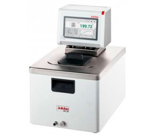Термостат циркуляционный нагревающий Julabo MAGIO MS-BC12, объем ванны 12 л, температура +20 ... +300°C, мощность нагрева 3 кВт Термостат циркуляционный нагревающий Julabo MAGIO MS-BC12, объем ванны 12 л, температура +20 ... +300°C, мощность нагрева 3 кВт